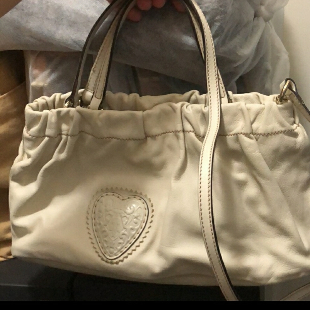 Autthentic Gucci histeria crossbody,like new.